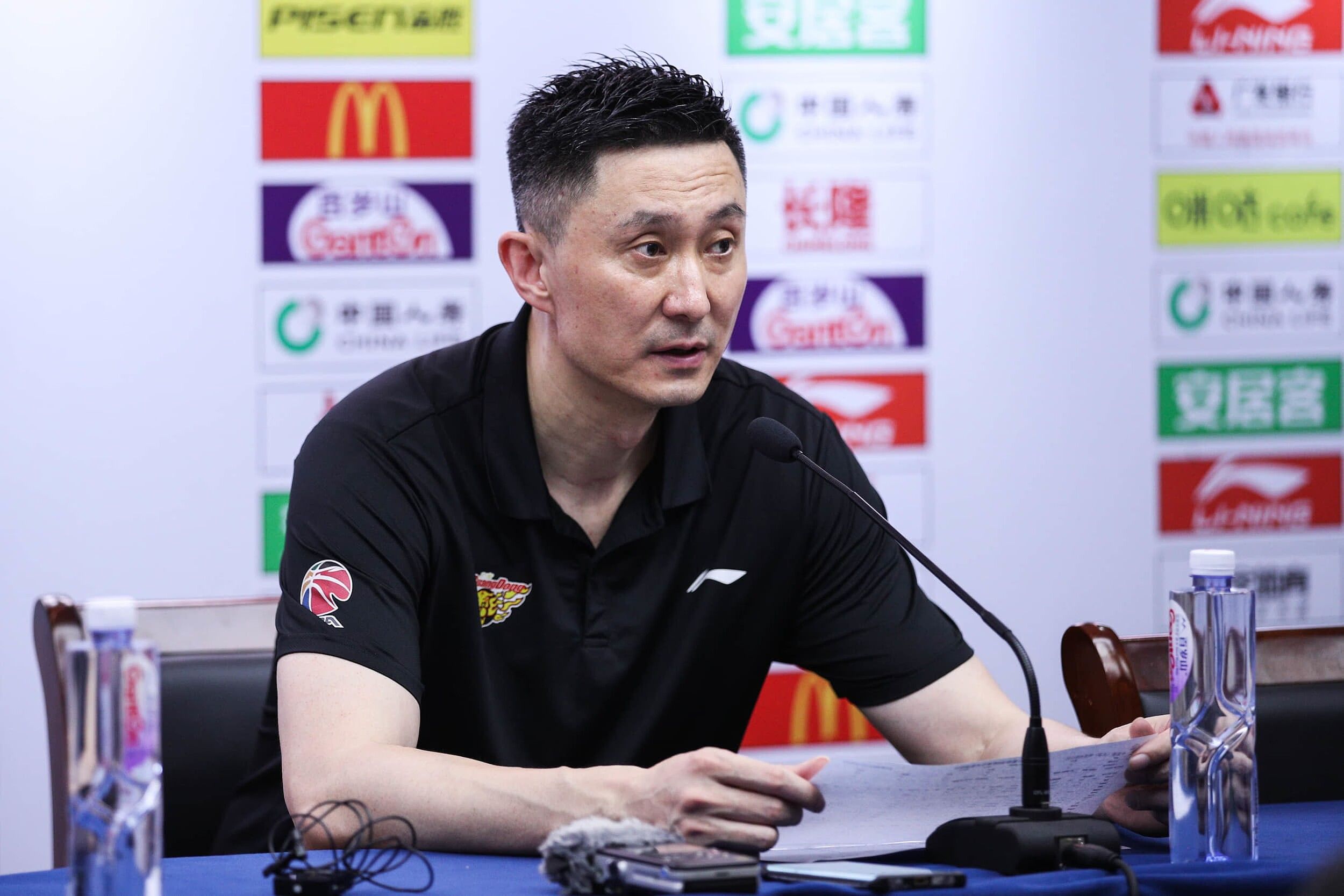 🏀广东vs广厦前瞻：徐杰状态火热大战孙铭徽，杜锋能否扳回一城？